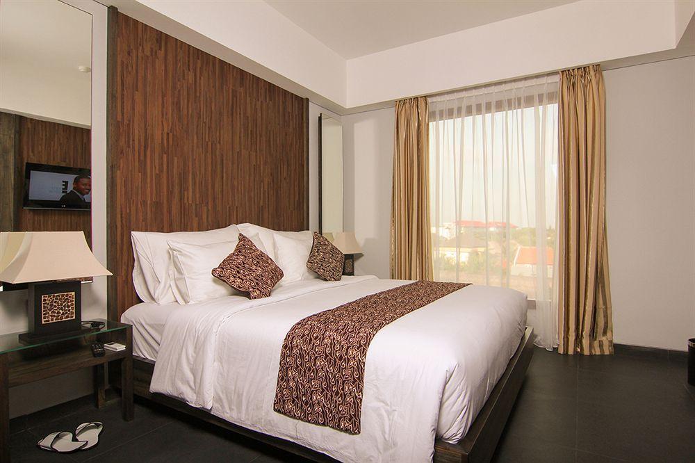 Ping Hotel Seminyak Bali Exterior foto