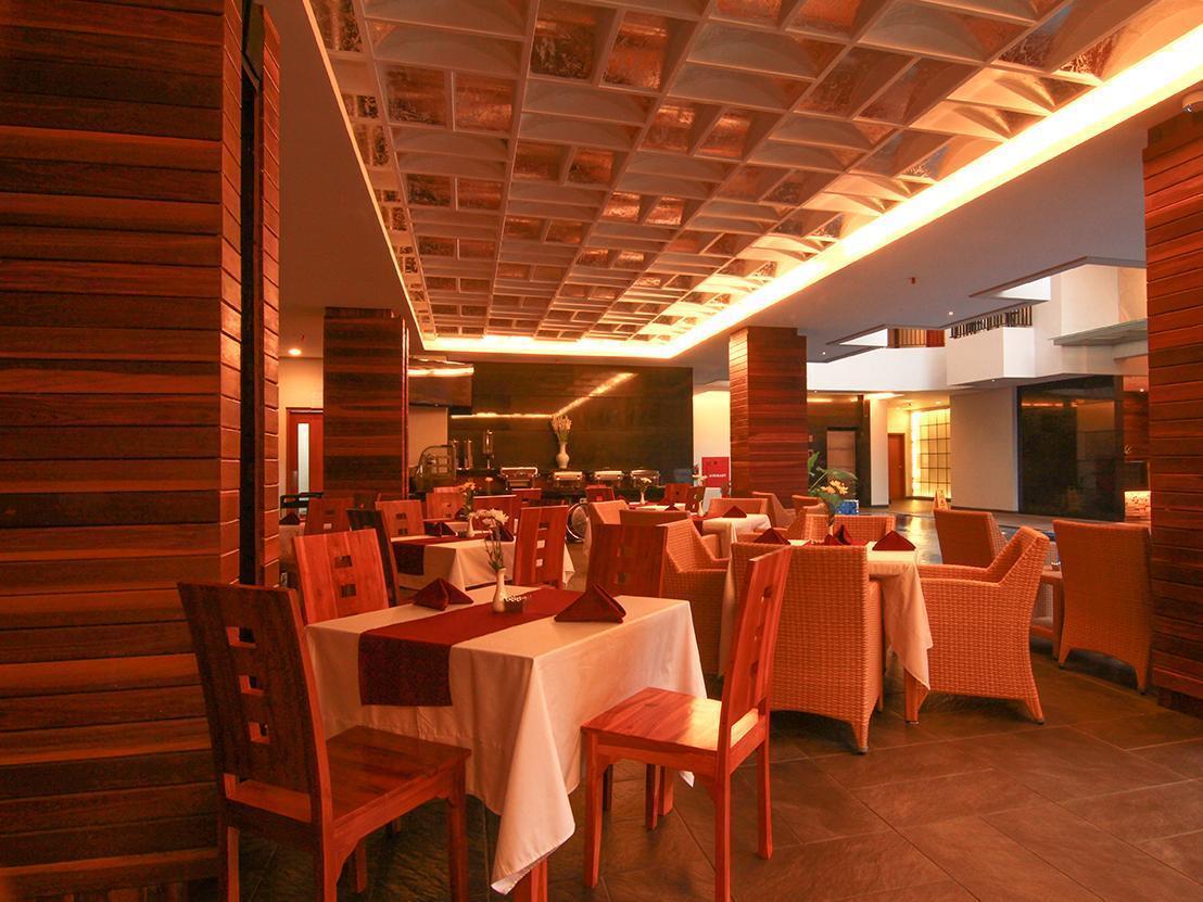 Ping Hotel Seminyak Bali Exterior foto