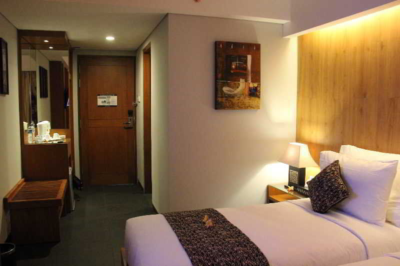 Ping Hotel Seminyak Bali Exterior foto