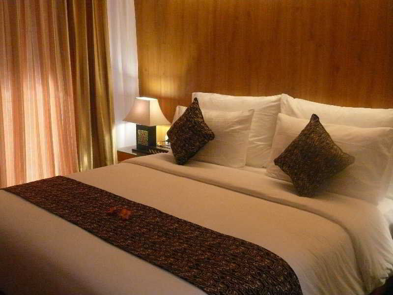 Ping Hotel Seminyak Bali Exterior foto