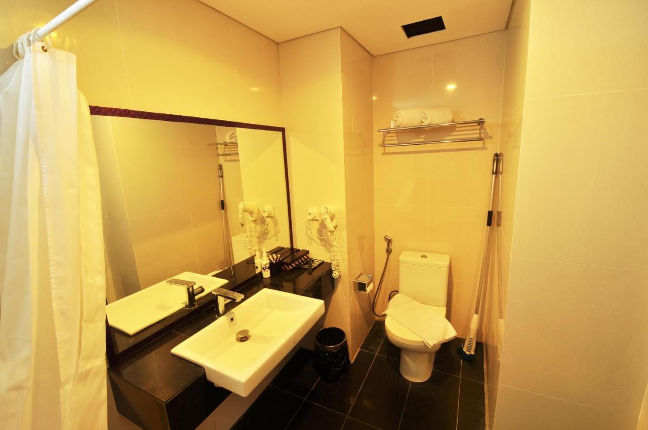 Ping Hotel Seminyak Bali Exterior foto